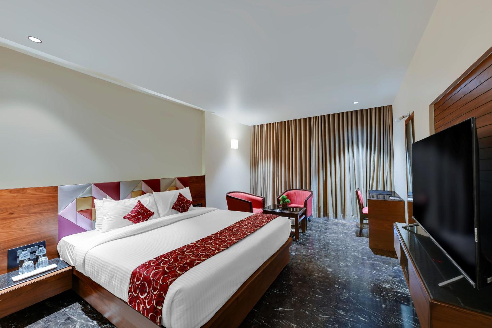Quality Inn Regency, Nashik Exterior foto